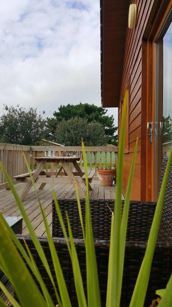 Atlantic Bays Holiday Park Padstow Eksteriør billede