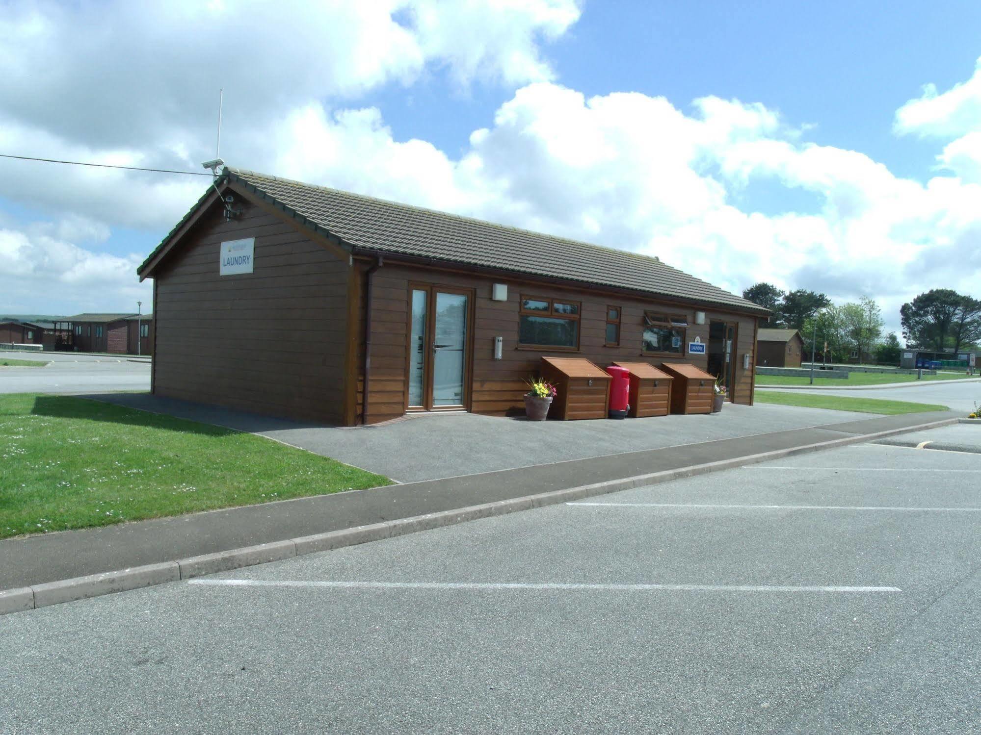 Atlantic Bays Holiday Park Padstow Eksteriør billede